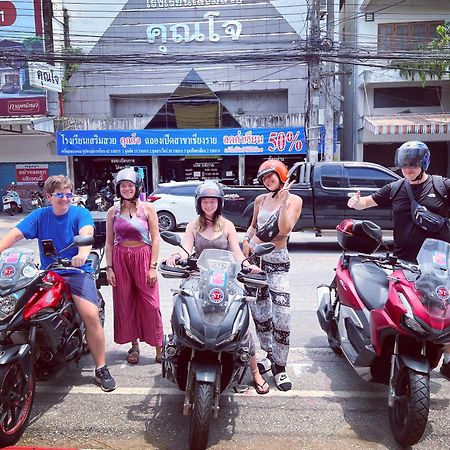 Together Backpackers Hostel Chiang Rai Exterior foto